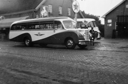 N-20761 Bedford autobus, 1950 (collectie BHIC)