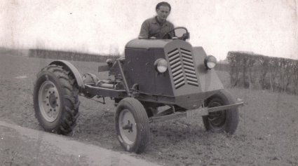 MCE-tractor, c. 1950 (collectie Heemkundekring Erthepe)