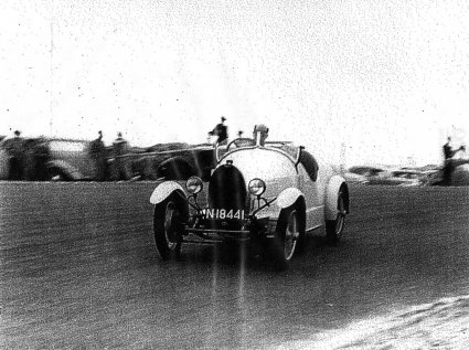Bugatti (Collectie D.A. Ploeg)