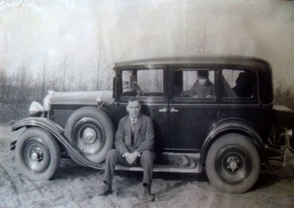 Onderweg, 1932 (originele foto: Collectie Adri Ekstijn)