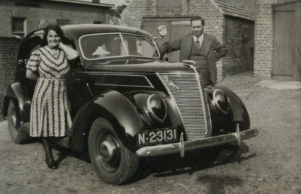 Ford Taxi, 1937.
