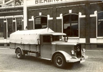 Mercedes-Benz (collectie familie Smulders / Krelis Swaans)
