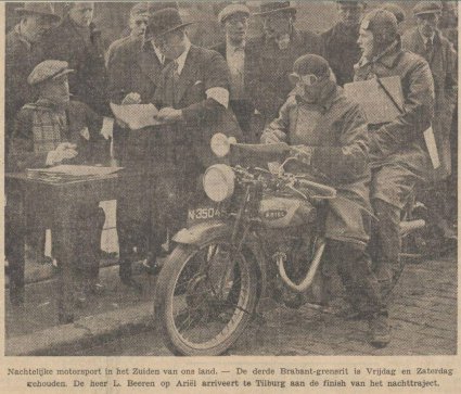 Ariel motorfiets, 1935.