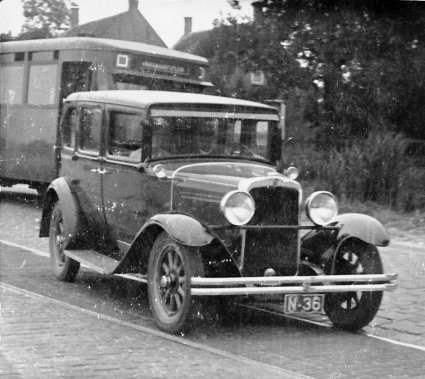 De auto van Frans Bogaers in 1929 (Collectie M. Wieberdink-Claassen)