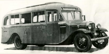 Ford autobus nr. 21 (collectie NCAD, Verzameling S.O. de Raadt)