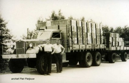 Diamond met Merbel en De Vries (collectie ZWN Transport & Nostalgie)
