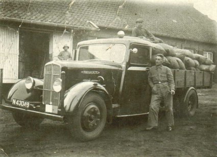 Renault, 1935
