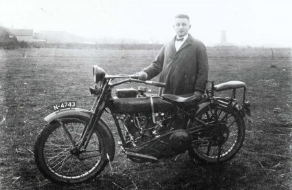 Harley-Davidson, 1925 (collectie Regionaal Archief Tilburg)