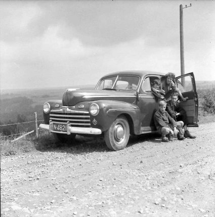 Ford V8, 1953 (Collectie A. v.d. Vaart)