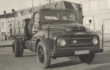 Austin 4x2 vrachtwagen, december 1956.