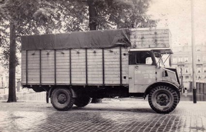 Ford, 1946 (collectie G. den Dekker)