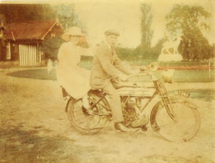 3,5 pk ééncilinder Simplex met Fafnir motor, 1914 (bron: Collectie R. van Bijnen)