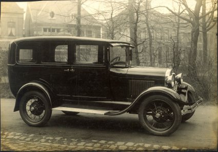 A-Ford, 1935 (www.klein-hasselt.nl)