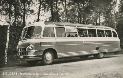 [aanvulling: bus is een Volvo met carrosserie van Roset ; zie reactie hieronder. Redactie]