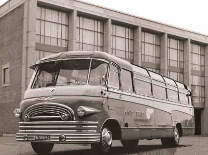 DAF-bus 1954 met Van Oers-carrrosserie