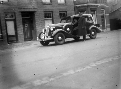 Studebaker (Bron: collectie J. van Lankvelt)