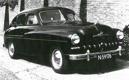 Ford Vedette, c. 1948 (collectie P. v.d. Acker)