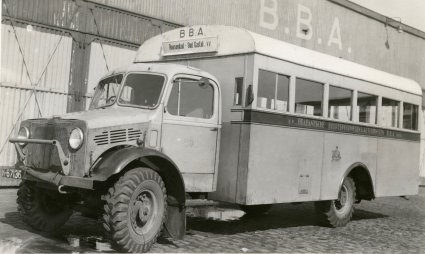 N-67136 Bedford met noodcarrosserie (collectie J. Lemmens)