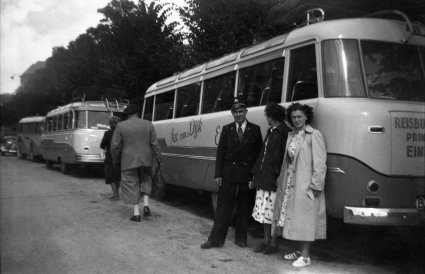 De Kromhout als bus (coll. HKK Weerderheem)