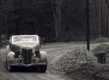 Ford in de Harz-Rit 1939 (bron: Groninger Archieven)