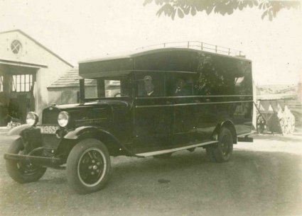 N-13651 Bron: fotoalbum Carrosseriebedrijf H. de Reus, Oss