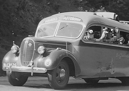 Ford (Bron: film uitstapje personeel Liga; eigendom Th. Neutelings)