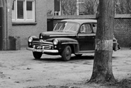 Ford (foto: Daan Scholte, bron: collectie Stadsarchief Oss)