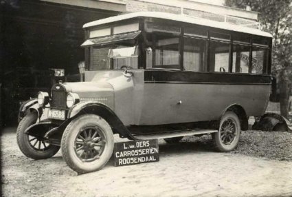 Chevrolet? (foto: W.J. Bogers, © erven W.J. Bogers; bron: HKK De Vrijheijt van Rosendale)