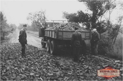 N-21053 Bron: coll. Bouwmachines van Toen