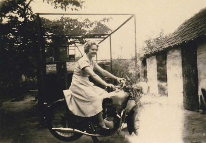 BSA (coll. HKK "De Kommanderij Gemert")