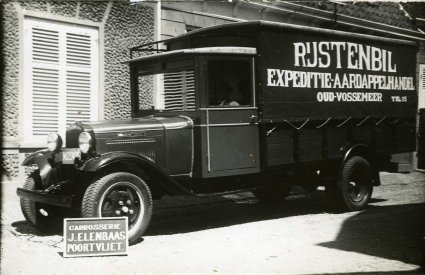 Ford (collectie P. Pietjouw)