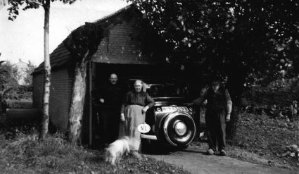 Peugeot (Bron: coll. Heemkundekring "Het Land van Gastel")