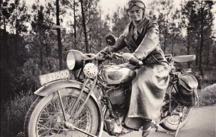 Triumph (bron: Heemkundekring Felix Walter)
