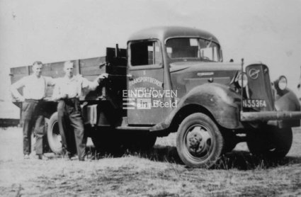 Studebaker / GMC CCKW (bron: coll. St. Eindhoven in Beeld)