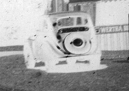 Peugeot 202 (detail (negatief) van foto 1)