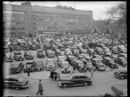 Citroën (Foto: Ben van Meerendonk / AHF, collectie IISG; CC BY-SA 2.0)