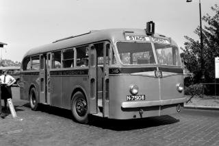 Ford (foto: Jan Voerman. Coll. St. Veteraan Autobussen)