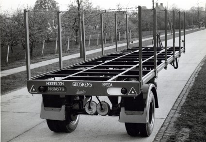Jumbo oplegger (bron: archief Lambert van der Meulen)