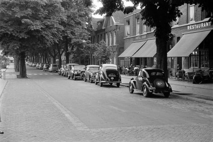 Ford Taunus (Foto: Daan Scholte. Bron: coll. Stadsarchief Oss)