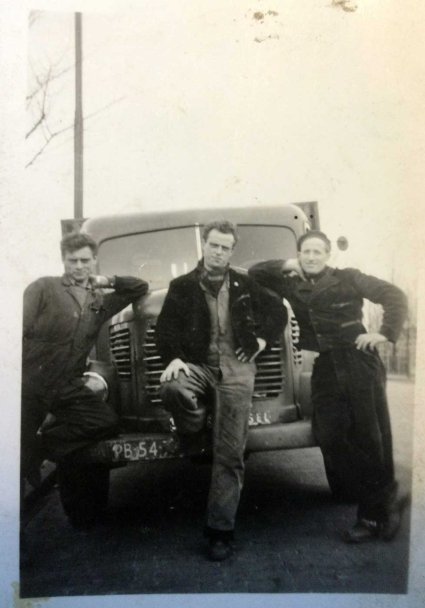 Steyr met landelijk kenteken (Bron: Familie Jan vd Palen, Leende)