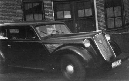 N-96635 Opel Olympia (collectie K. van Eldijk)