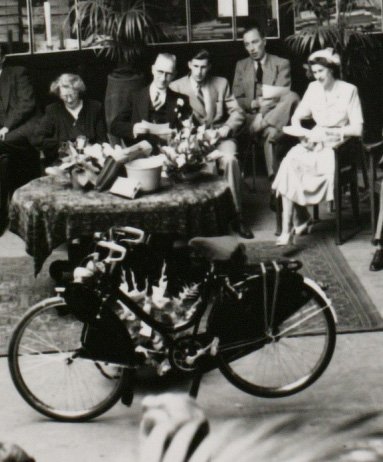 Solex (foto: Fotopersbureau Het Zuiden. Bron: Erfgoed 's-Hertogenbosch)