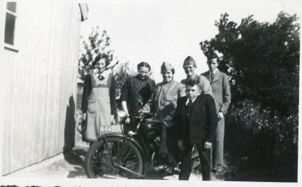 Foto 1: N-44898 (collectie Koos Bol, heemkundekring H.N. Ouwerling, Deurne)