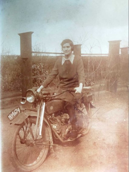 600 cc Indian Scout, ca. 1921 (Bron: collectie Heemkundekring de Ketsheuvel)