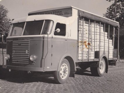 Dennis Pax vrachtwagen (collectie: H. van Rossum)