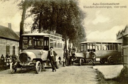2x NAG autobus (coll. Heemkundekring Willem van Strijen)