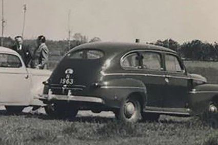 Foto 4: Ford (Detail van foto 3)