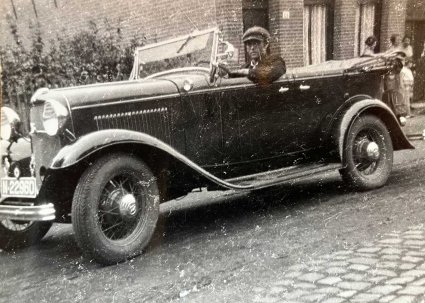 Ford V8 (particuliere collectie)