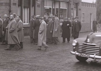 Vauxhall Wyvern (Bron: BHIC, film HUIJB-5639-A via BrabantinBeelden)