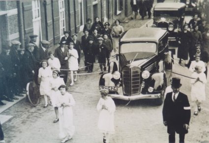 Buick (bron: collectie heemkundekring Amalia van Solms)